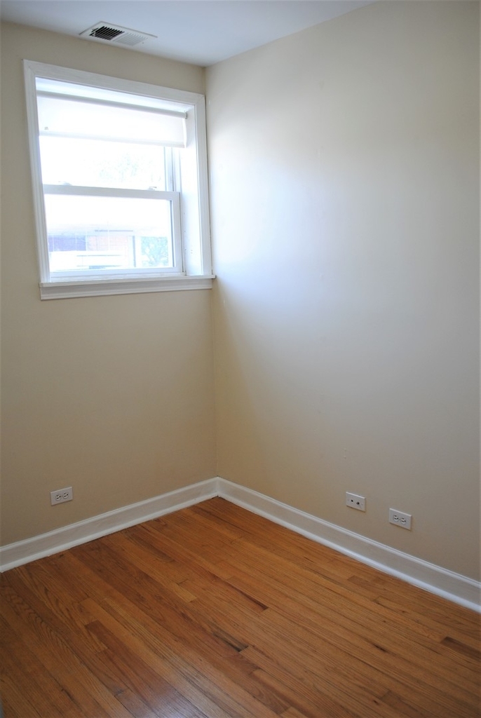 2636 West Foster Avenue - Photo 11