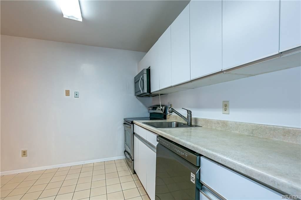 1 Ipswich Avenue - Photo 10