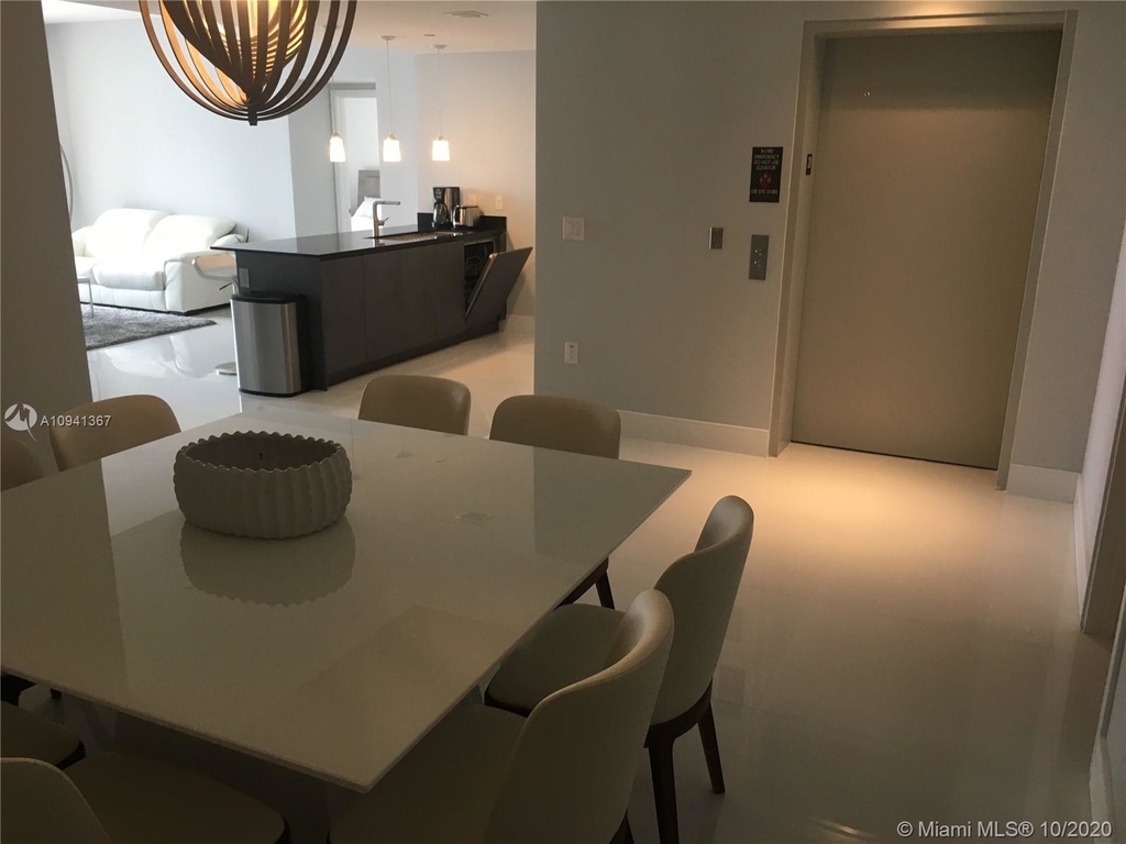 1010 Brickell Ave - Photo 4