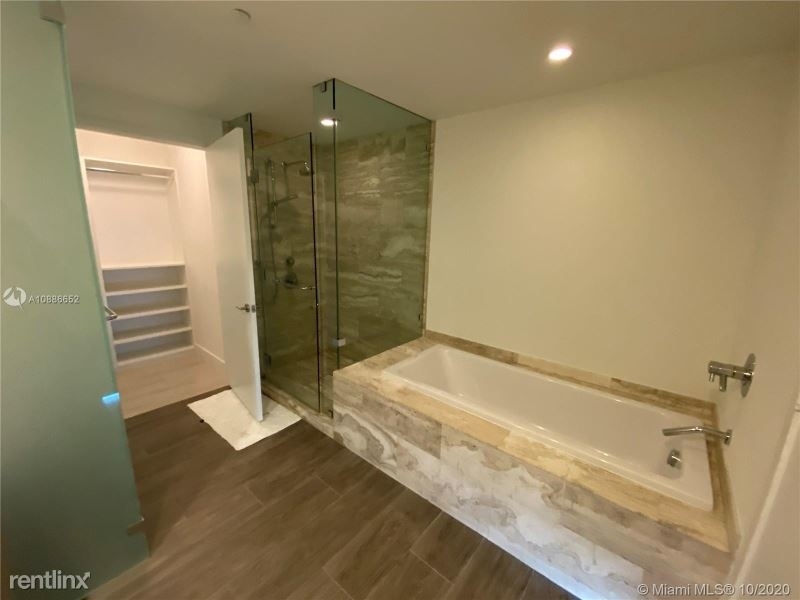 2900 Ne 7 Ave # 1801 - Photo 6