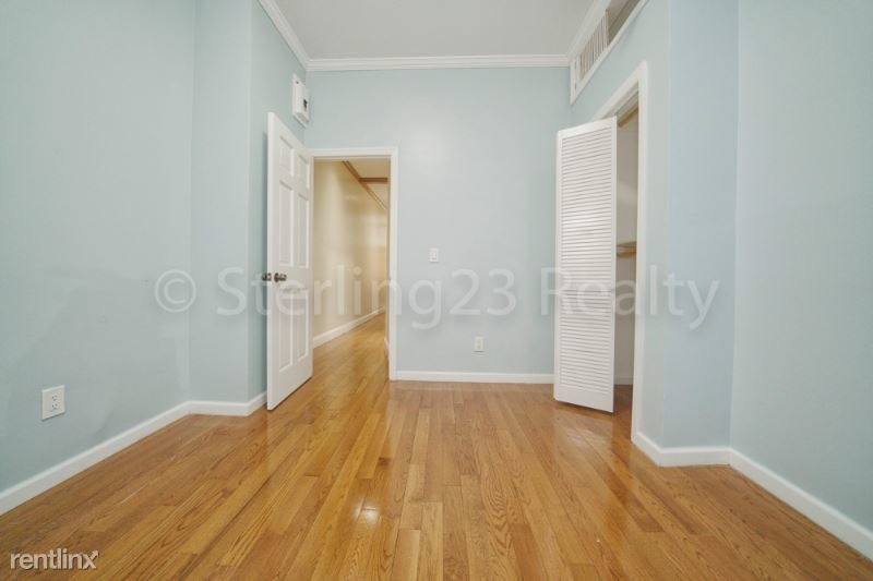 30-43 12th St 2 - Photo 10