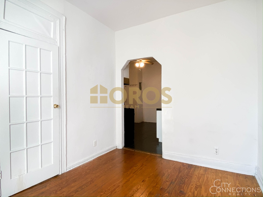 26 Grand St - Photo 3