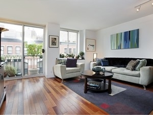 311 Greenwich Street - Photo 0