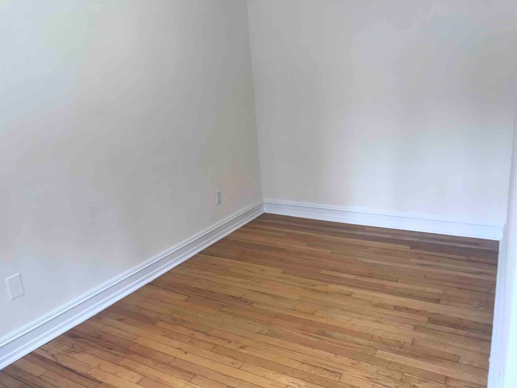 238 East 36th Street - Photo 5