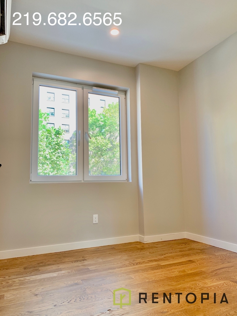 842 Flushing Avenue - Photo 6