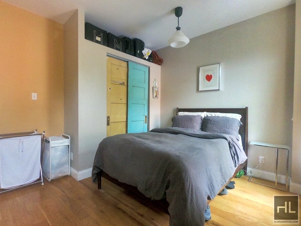 184 Dekalb Avenue - Photo 8