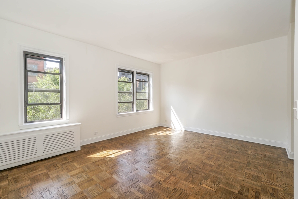 235 West 22nd Street - Photo 0