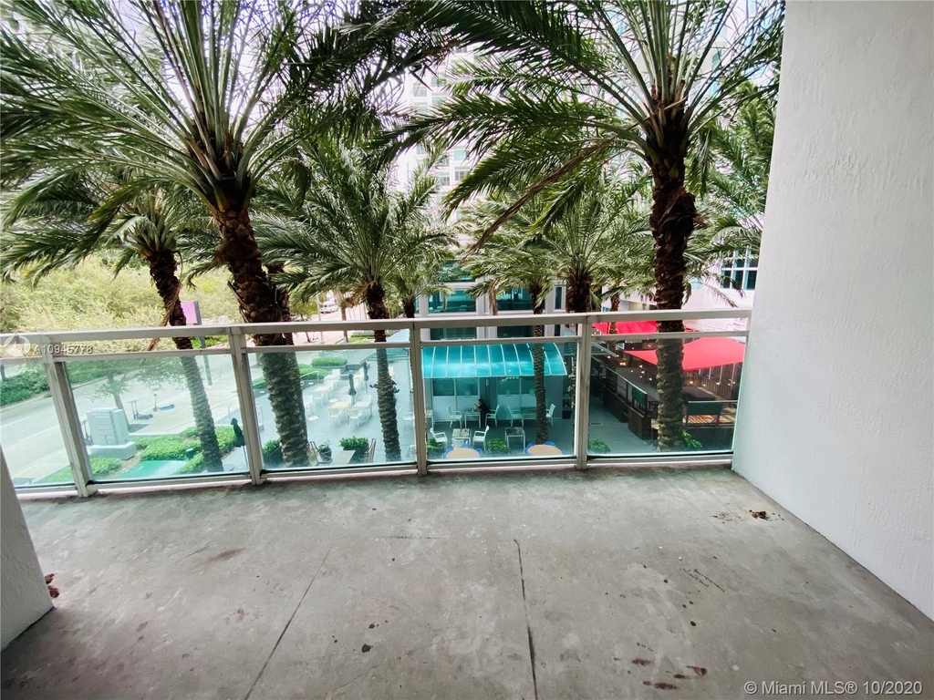 951 Brickell Ave - Photo 10