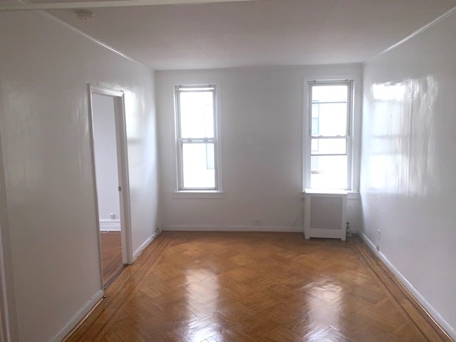 32-71 44th Street - Photo 3