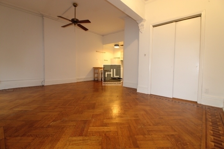 771 Carroll Street - Photo 2