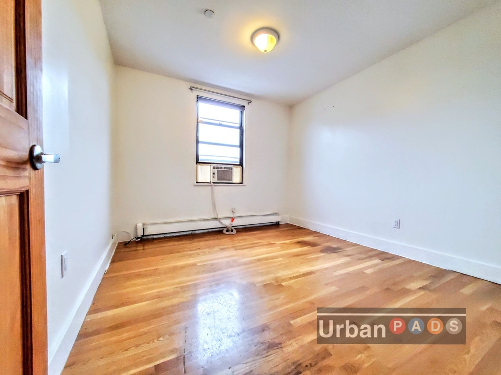 346 Grand Street - Photo 4