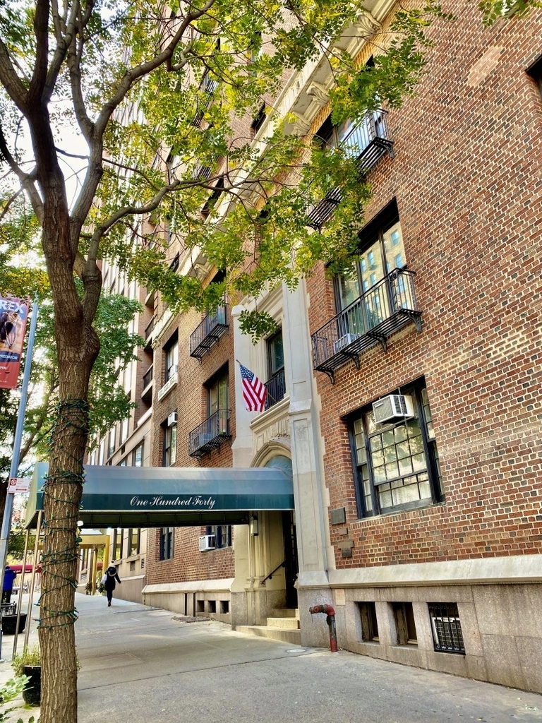 140 West 79th Street - Photo 4