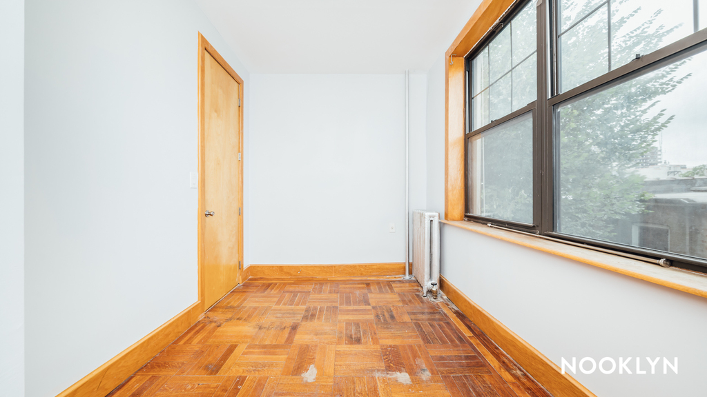 516 Eastern Pkwy - Photo 5