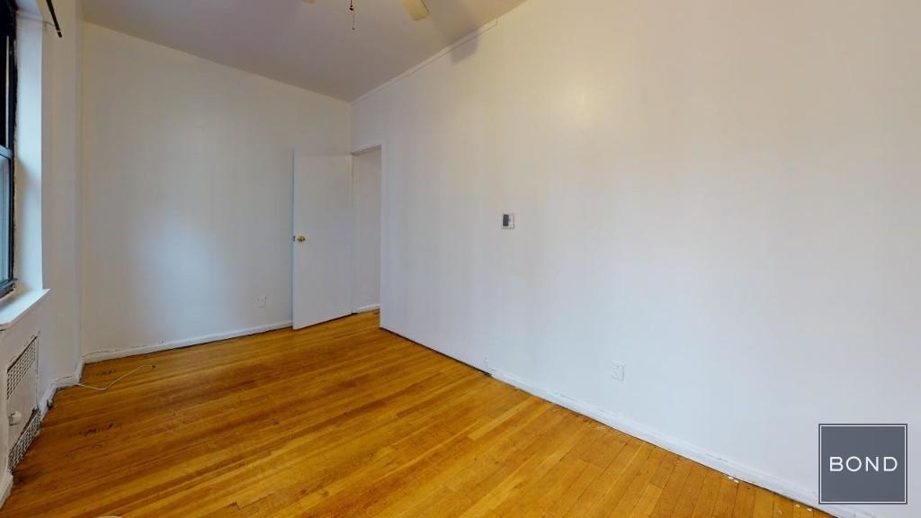 344 East 16th Street - Photo 5