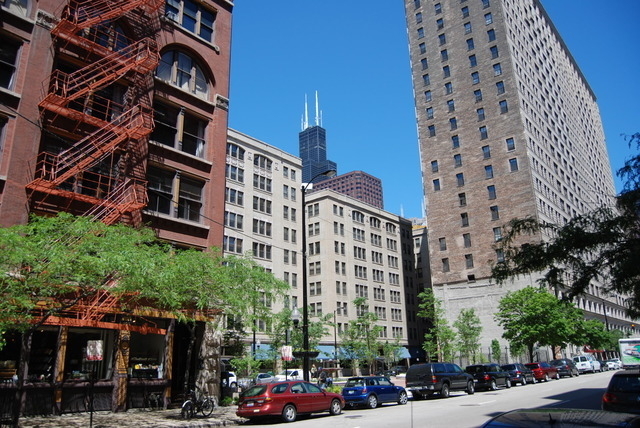 600 South Dearborn Street - Photo 18