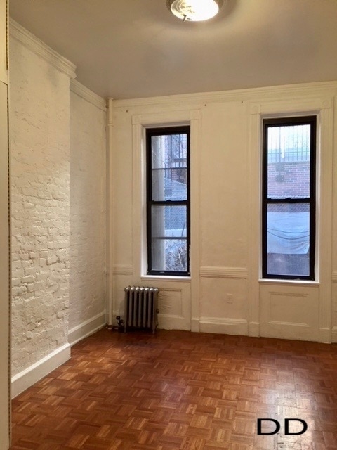 607 East 11th Street - Photo 5