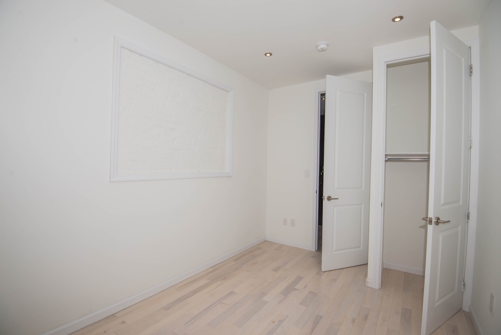 620 East 6th Street - Photo 1