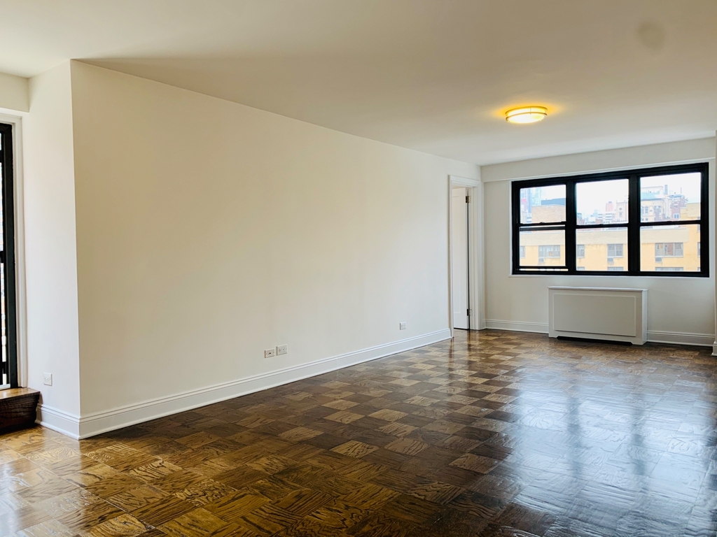 145 East 16th Street - Photo 3