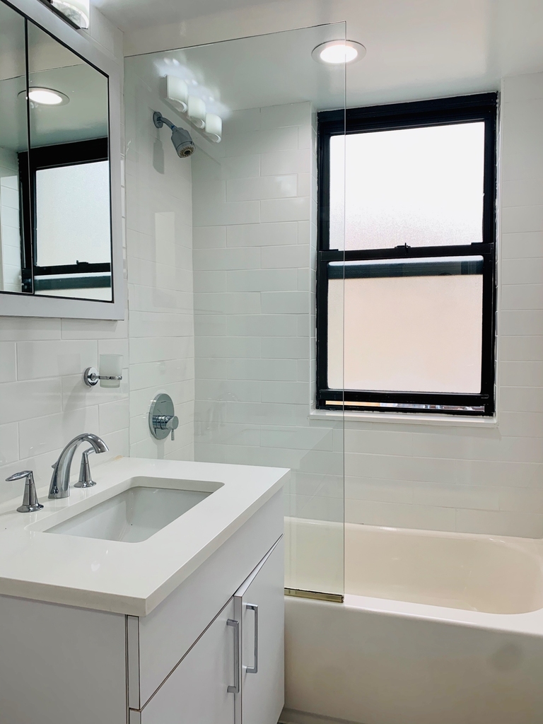 145 East 16th Street - Photo 6