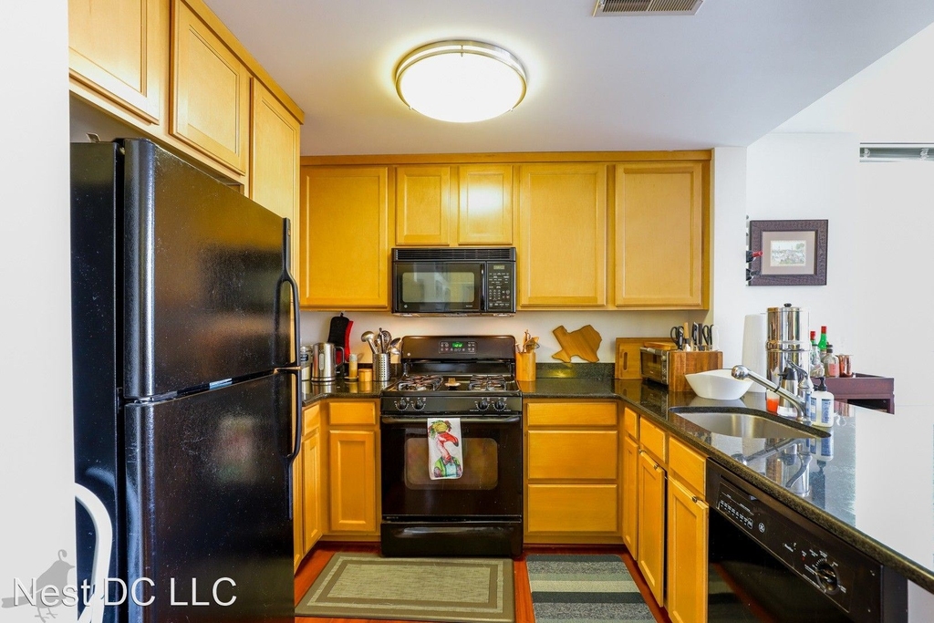 355 I Street Sw Unit 109 - Photo 22