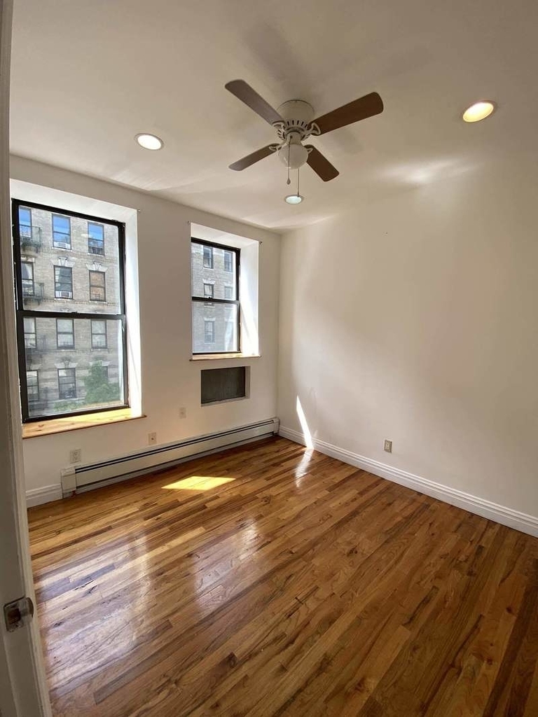 301 West 151st Street - Photo 4