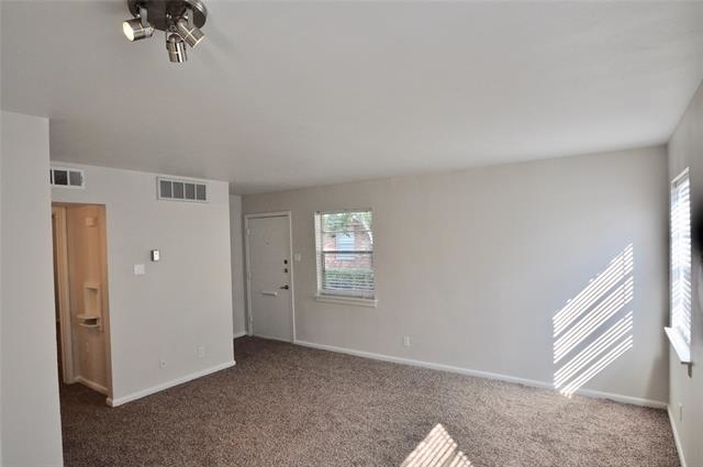 4512 Abbott Avenue - Photo 2