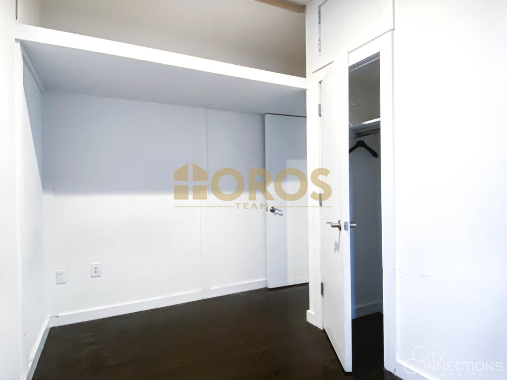 32 Grand St - Photo 7