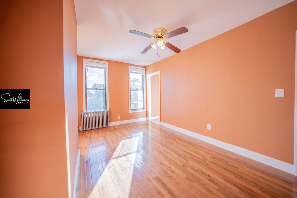 1452 Bushwick Avenue - Photo 2