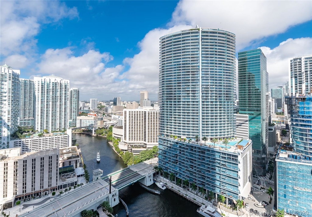 475 Brickell Ave - Photo 17