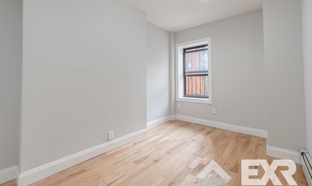 980 Dekalb Avenue - Photo 2