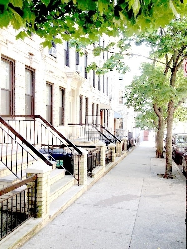 Copy of Linden Street - Photo 0