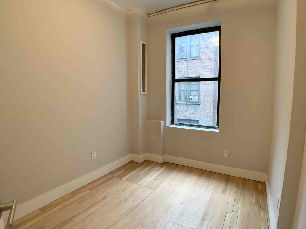 529 W 158th Street - Photo 4