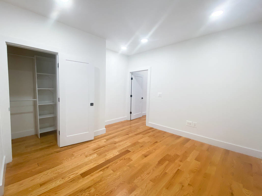 348 Lenox Avenue - Photo 5