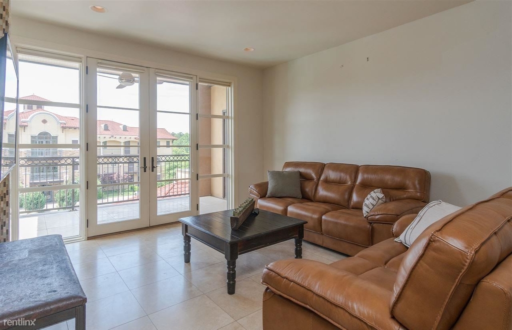 1050 Brickell Ave Apt 2816 - Photo 11