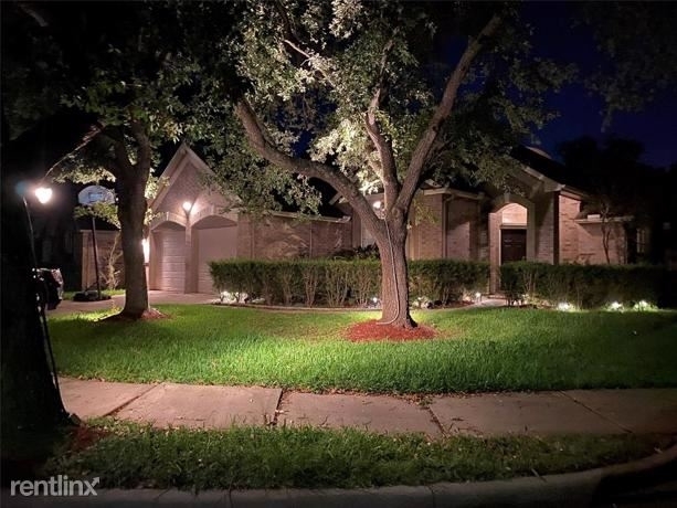 5515 Poundstone Court - Photo 2