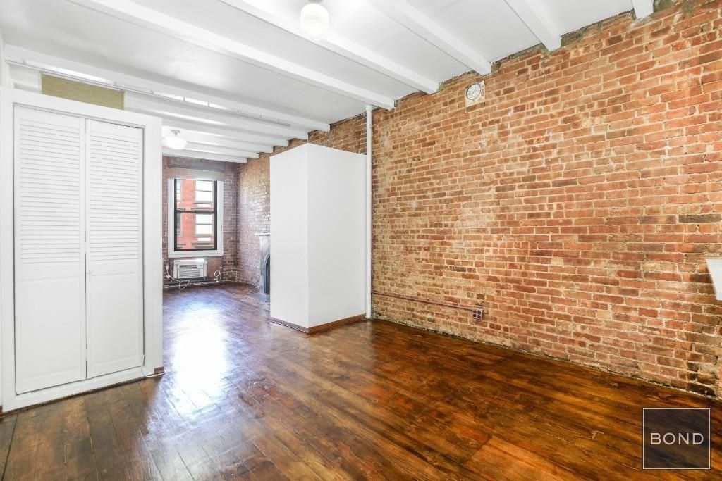 377 Broome Street - Photo 3