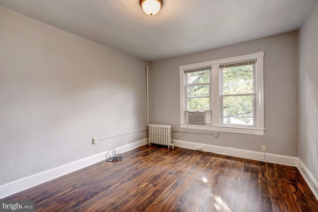 1615 12th Street Nw - Photo 3