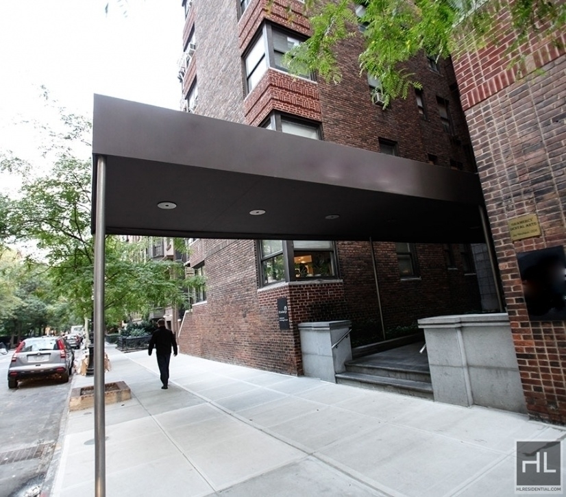 Gramercy Park South - Photo 5