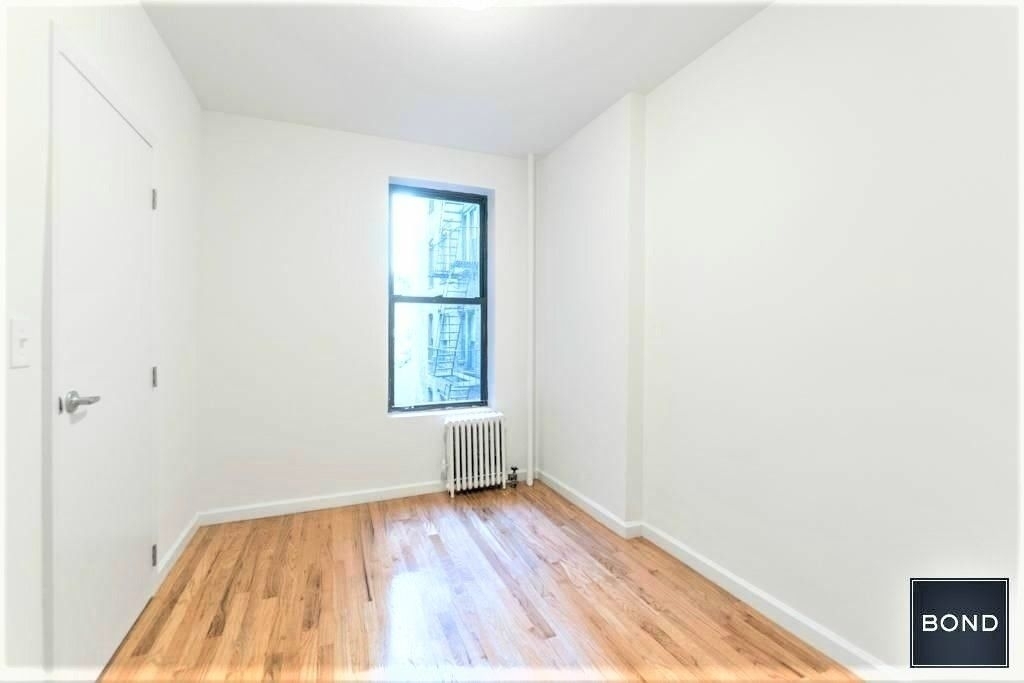 East 70th Street, No Fee - Photo 1