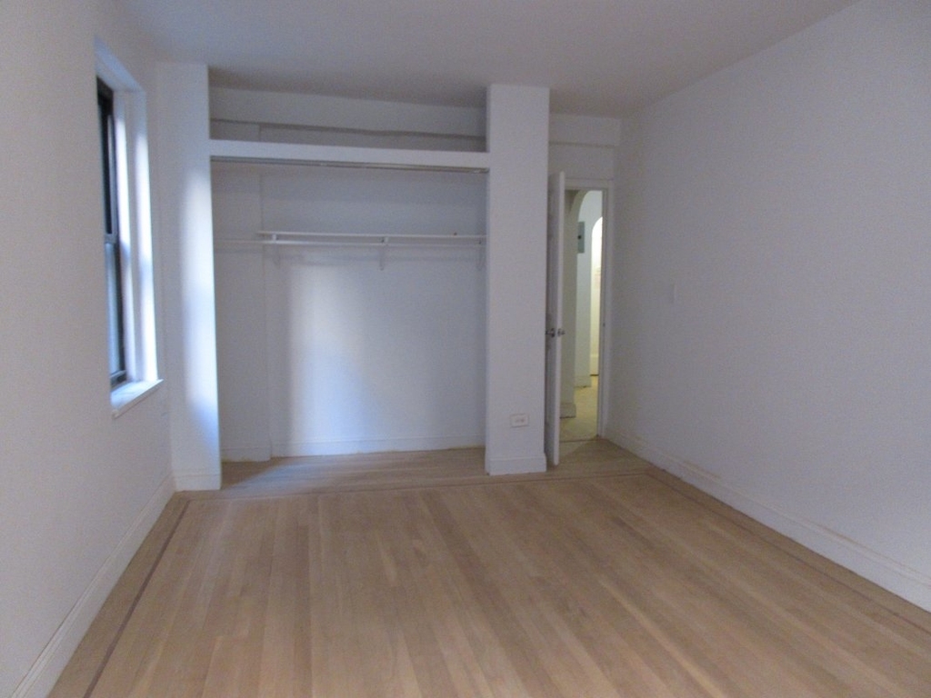 690 Fort Washington Ave - Photo 1