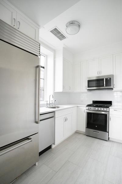 241 Central Park West - Photo 3