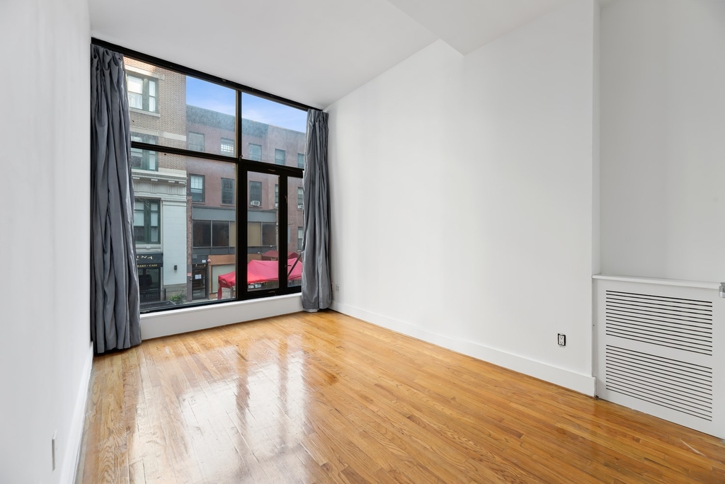 124 East 27th Street - Photo 3