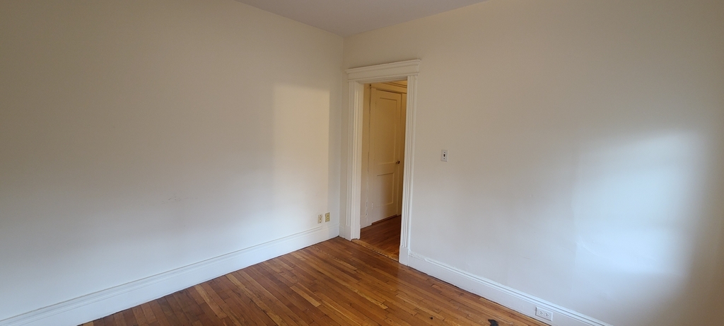 1156 Commonwealth Ave - Photo 1