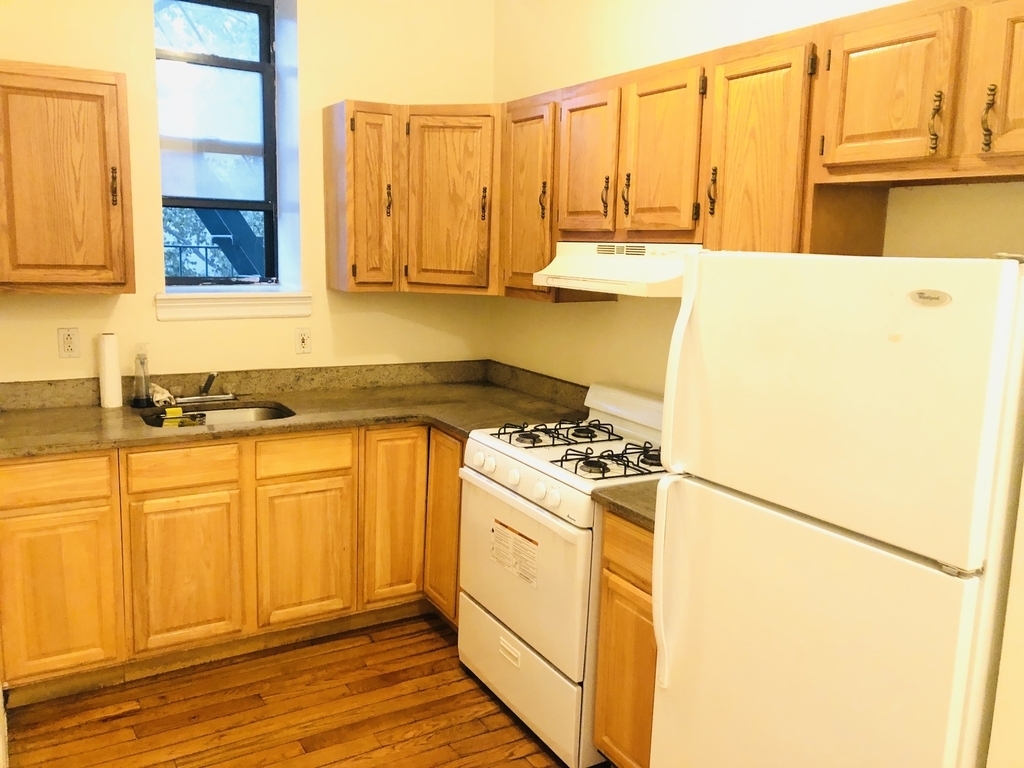 164 West 146th Street - Photo 1