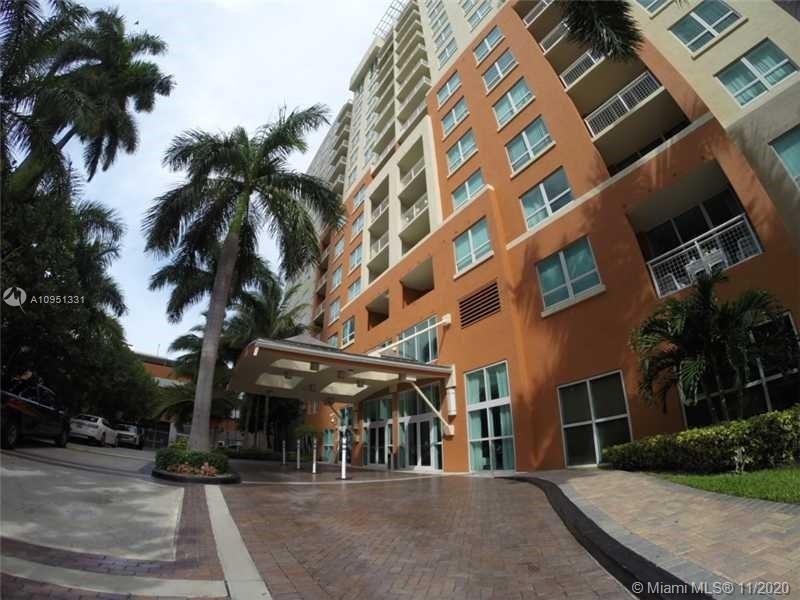 2000 N Bayshore Dr - Photo 1