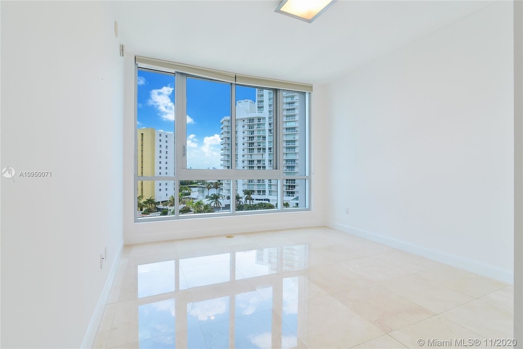 5959 Collins Ave - Photo 10