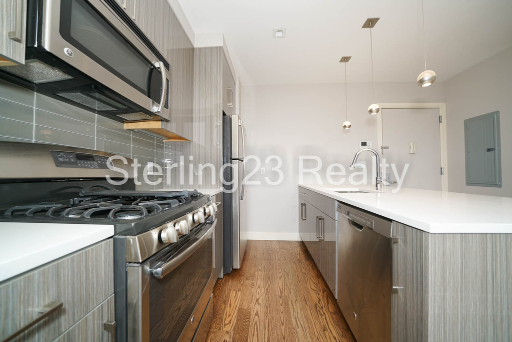 27-18 Hoyt Avenue South - Photo 1