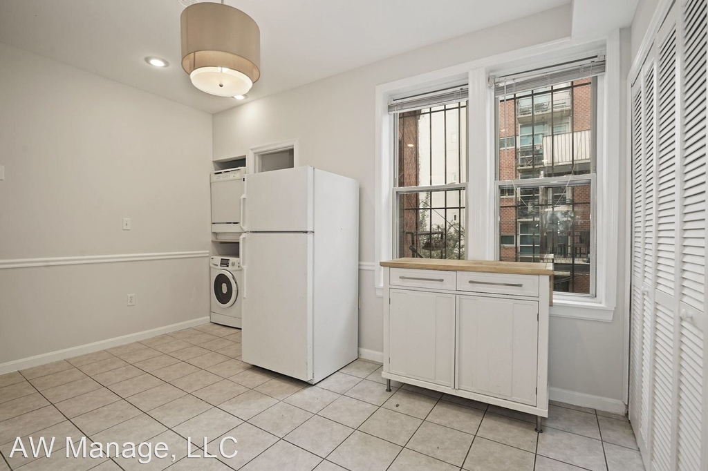 1134 10th St Nw - Photo 3