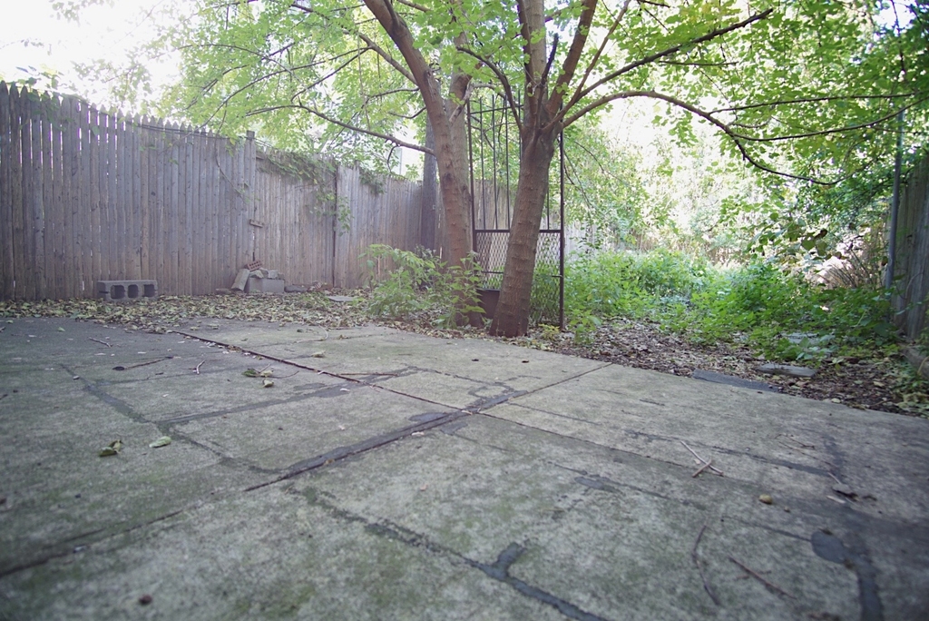 823 Madison Street - Photo 0