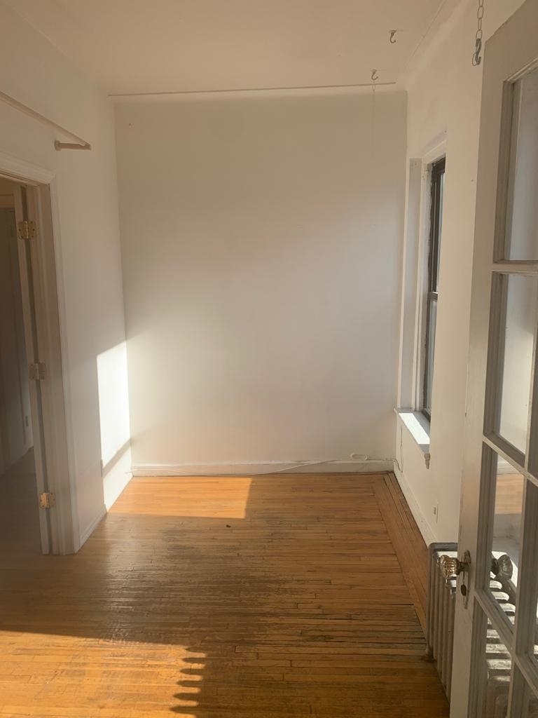 East 83rd Street-2BR - Photo 5